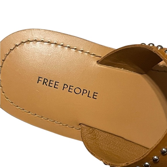 Free People Amelie Tiny Stud Sandal, Cognac, Size 6, NIB - Picture 5 of 5